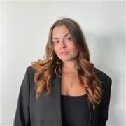 Diplômée en Commerce Internationale et passionnée, ’accompagne les collégiens d’Ille-et-Vilaine avec des méthodes interactives